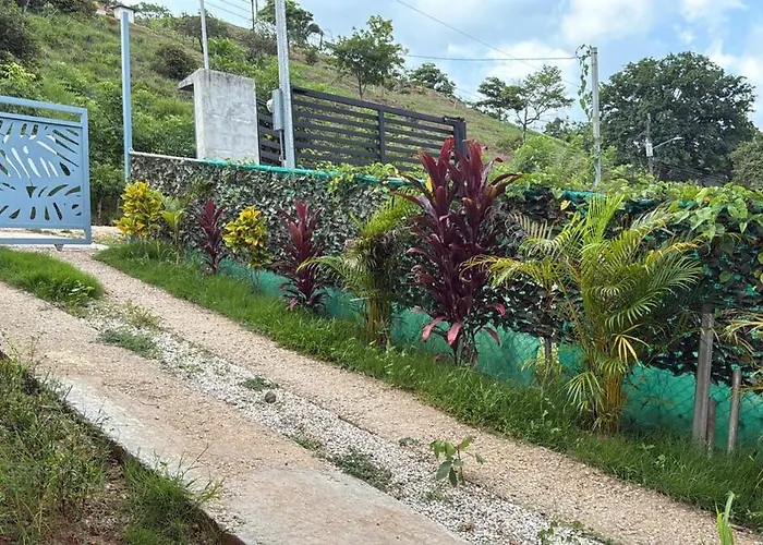 Quiet, Affordable Casita Close To Surf & Nature - 15 Minutes Drive To Samara