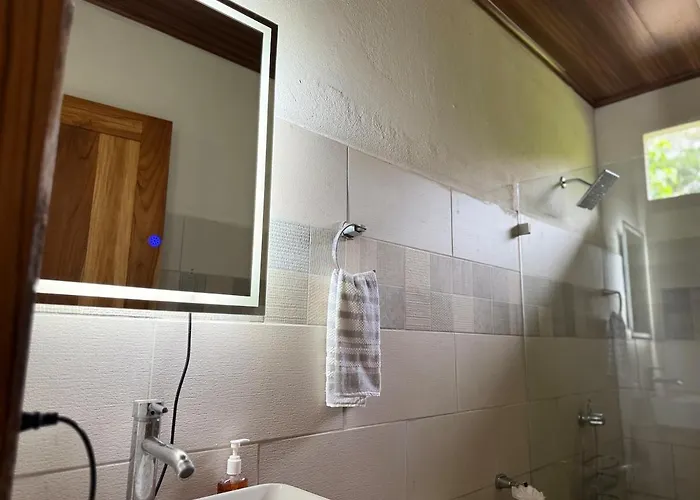 Quiet, Affordable Casita Close To Surf & Nature - 15 Minutes Drive To Samara